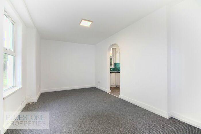 1 Bedroom Flat To Rent In Anerley Park, London, SE20