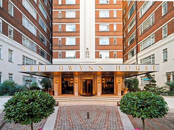 1 Bedroom Studio For Sale In Sloane Avenue, London, SW3