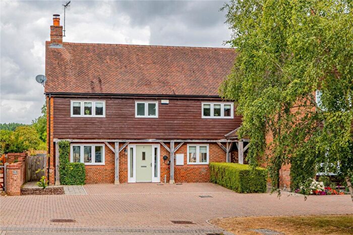 4 Bedroom Semi-Detached House For Sale In The Old Barnyard, Pewsey Road, Rushall, Wiltshire, SN9