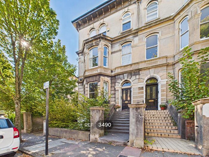 2 Bedroom Flat To Rent In Buckingham Road, Brighton, BN1