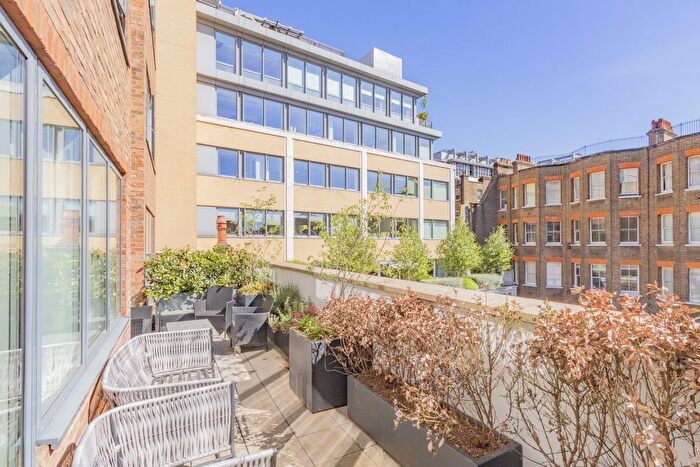 2 Bedroom Flat To Rent In Young Street, London, W8