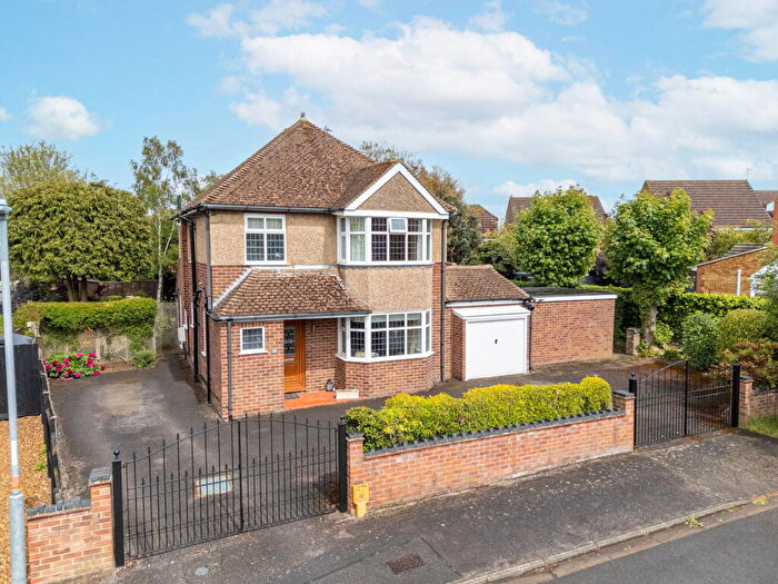 3 Bedroom Detached House For Sale In Harvey Road, Rushden, NN10