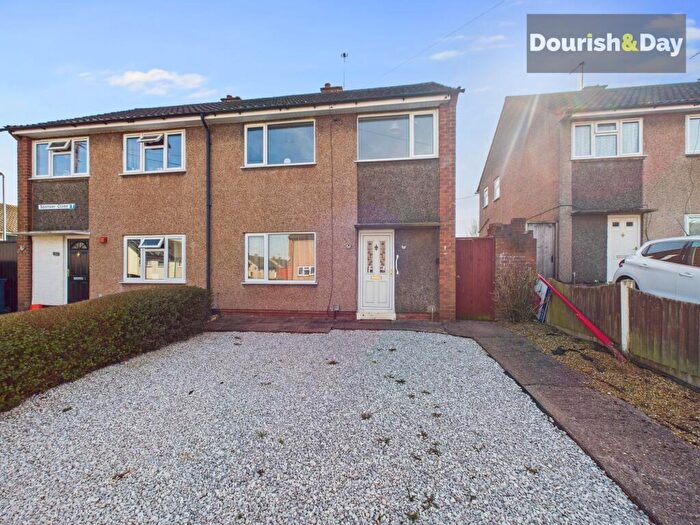 3 Bedroom Semi-Detached House For Sale In Spenser Close, Stafford, ST17
