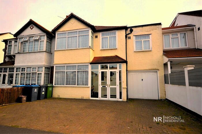 5 Bedroom Semi-Detached House To Rent In Hook Rise South, Surbiton, Surrey., KT6