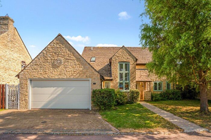 3 Bedroom Detached House For Sale In Old Quinmoor Farm, Broadwell, Moreton-In-Marsh, Gloucestershire, GL56