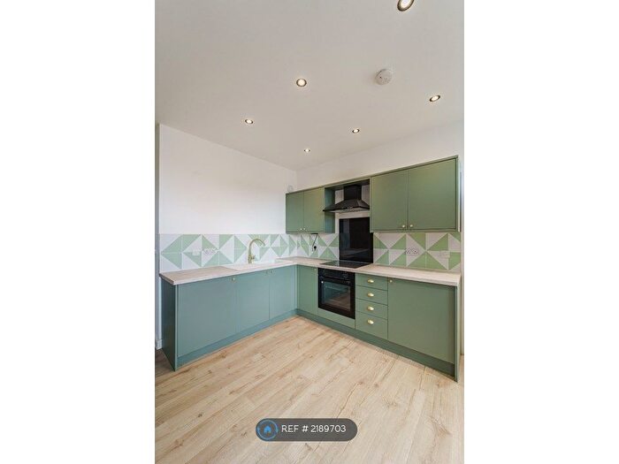 1 Bedroom Flat To Rent In Church Street, Rugby, CV21