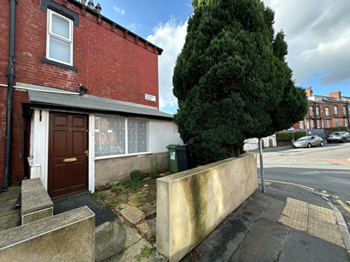 4 Bedroom Terraced House To Rent In Florence Mount, Leeds, West Yorkshire, LS9