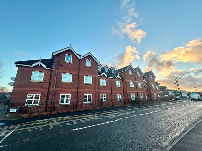 1 Bedroom Flat To Rent In High Street, Saltney, Chester, CH4