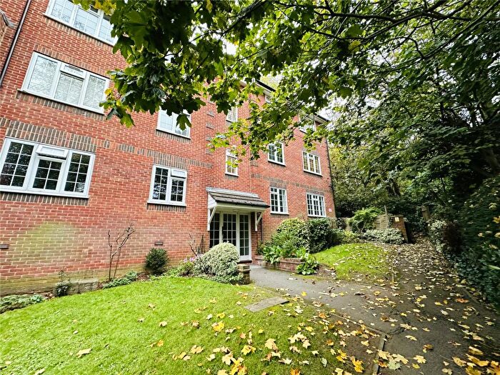 2 Bedroom Apartment For Sale In Spindlewood Gardens, Parkhill, East Croydon, South Croydon, CR0