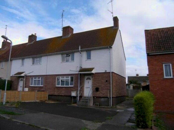 3 Bedroom End Of Terrace House To Rent In Rosebery Avenue, Yeovil BA21