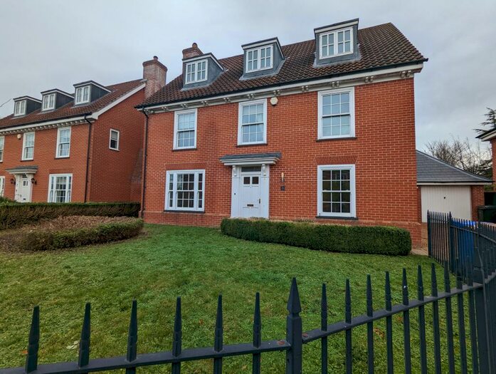 5 Bedroom Detached House To Rent In Glanely Gardens, Exning, Newmarket, CB8