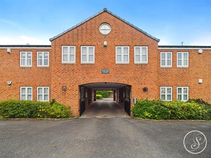2 Bedroom Apartment To Rent In High Ash Court, High Ash Drive Alwoodley, Leeds, LS17