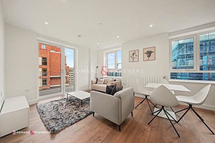 1 Bedroom Flat To Rent In Dray House, Lombard Square, SE28