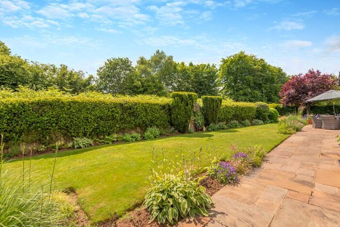 3 Bedroom Detached Bungalow For Sale In Dorking Road, Chilworth, GU4