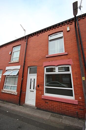 2 Bedroom Property To Rent In Leach Street, Bolton, Greater Manchester, BL3