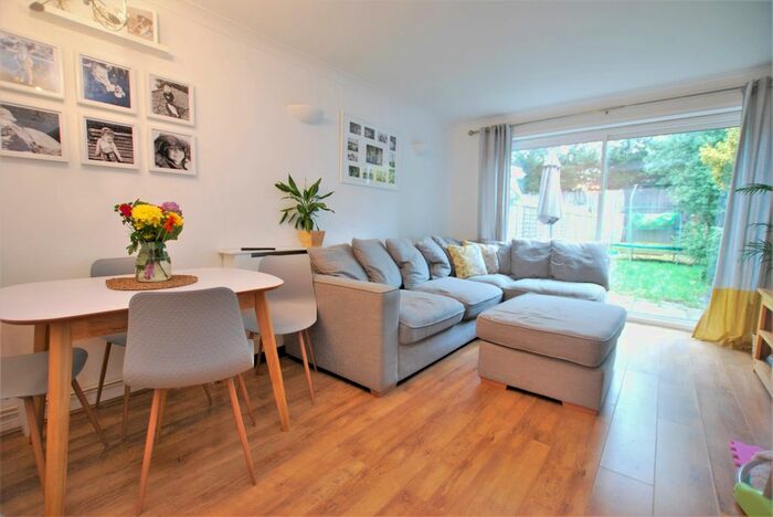 2 Bedroom Terraced House To Rent In Cumberland Avenue, Guildford GU2