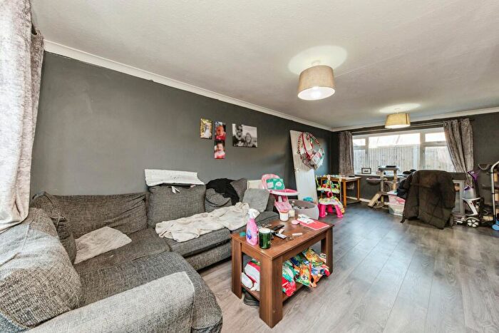 3 Bedroom Terraced House For Sale In Bramhall Close, Winsford, Cheshire, CW7