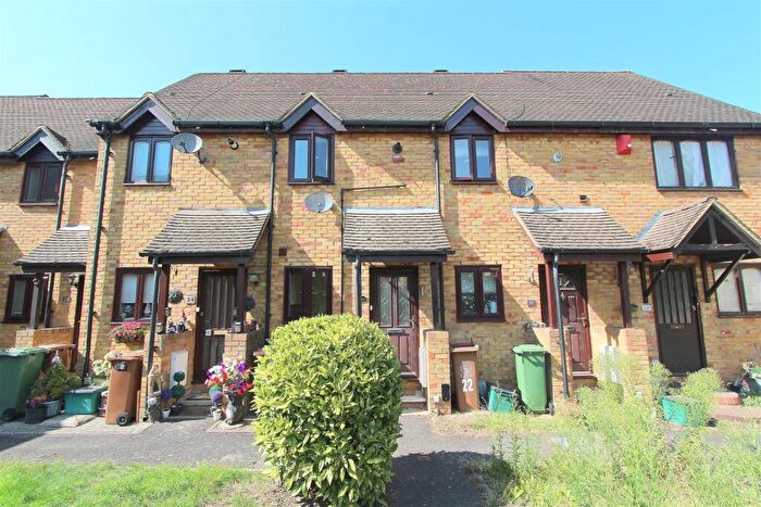 1 Bedroom House For Sale In Bloxworth Close, Wallington, SM6
