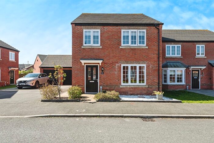 4 Bedroom Detached House For Sale In Stanley Main Avenue, Featherstone, Pontefract, WF7