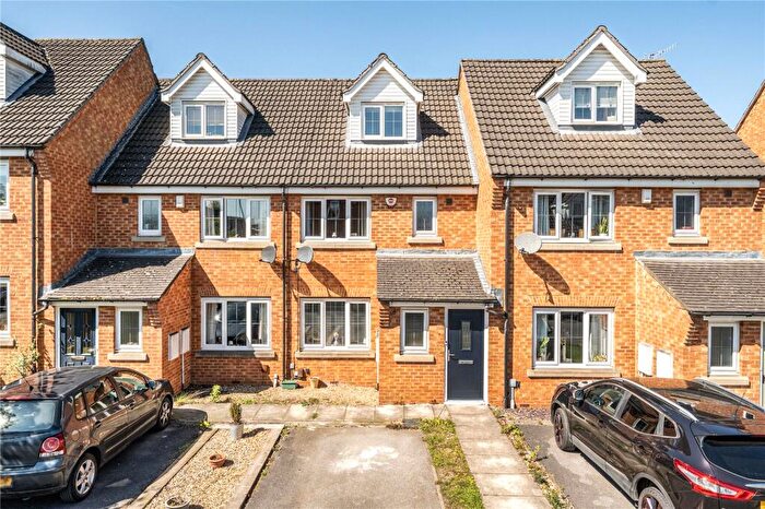 3 Bedroom Terraced House For Sale In Newlands, Farsley, Pudsey, Leeds, LS28
