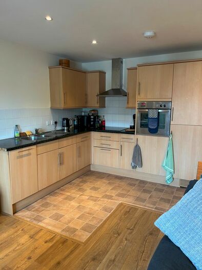 1 Bedroom Flat To Rent In Skypark Road, Bristol, BS3