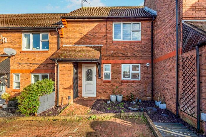 2 Bedroom Terraced House To Rent In Boxhill, Hemel Hempstead, Hertfordshire, HP2