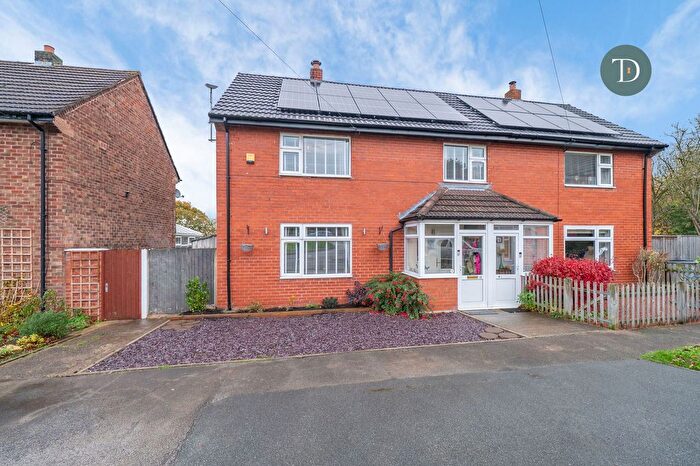 3 Bedroom Semi Detached House For Sale In Dudley Crescent, Hooton, Ellesmere Port, CH65