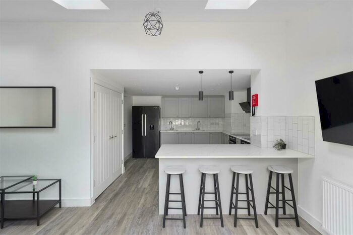 6 Bedroom House To Rent In Wordsworth Road, Bristol, BS7