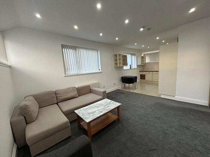 1 Bedroom Apartment To Rent In Back West Crescent, Lytham St. Annes, Lancashire, FY8