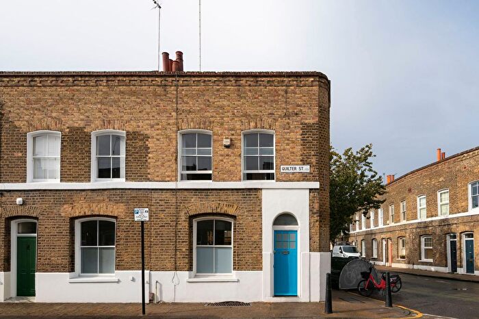 2 Bedroom End Terrace House For Sale In Quilter Street, Jesus (Green) Hospital Estate, E2