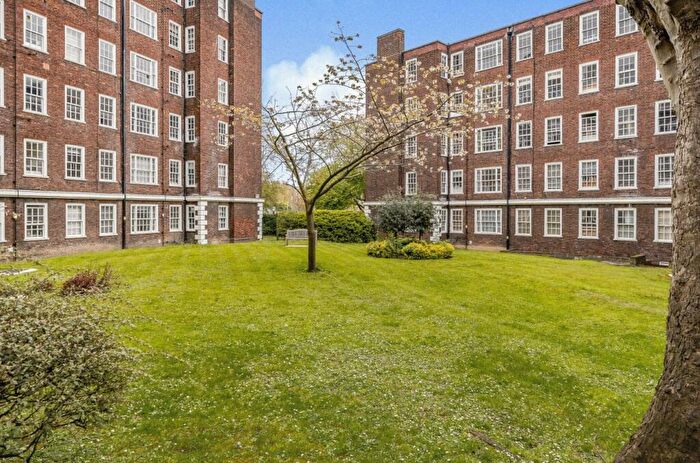 1 Bedroom Flat For Sale In Eton College Road, London, NW3
