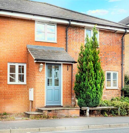 2 Bedroom Property To Rent In Fernbank Road, Ascot, SL5