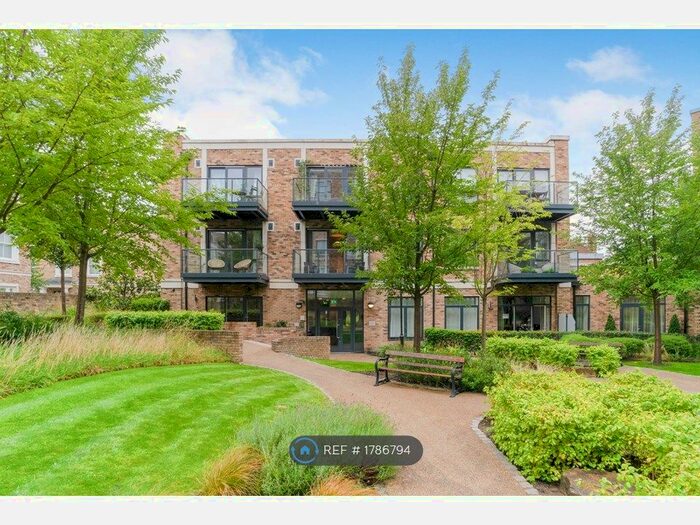 1 Bedroom Flat To Rent In Concord Court, London, W4