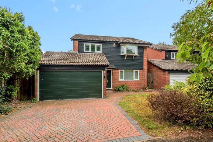 4 Bedroom Detached House To Rent In Hosker Close, Headington, OX3