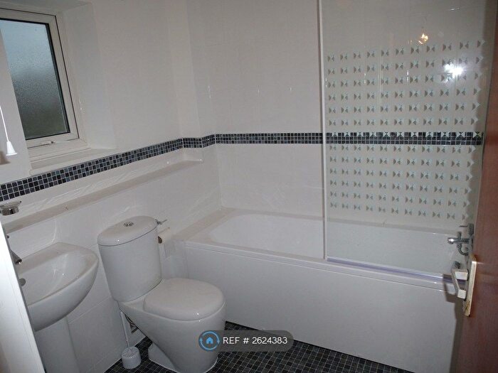 4 Bedroom Semi-Detached House To Rent In Whitwell, Peterborough, PE4