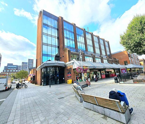 2 Bedroom Apartment To Rent In St. Anns Road, Harrow, HA1