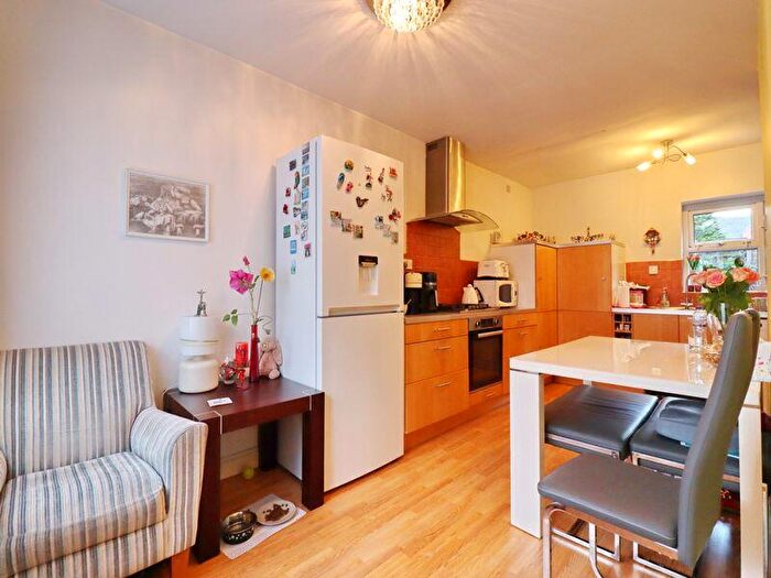 3 Bedroom Terraced House For Sale In Aspinall Crescent, Worsley, Manchester, M28