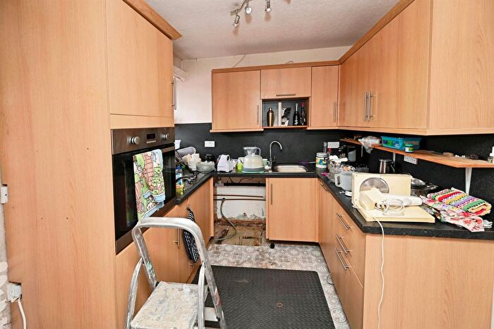 2 Bedroom Semi-Detached Bungalow For Sale In Richmond Drive, Skegness, PE25