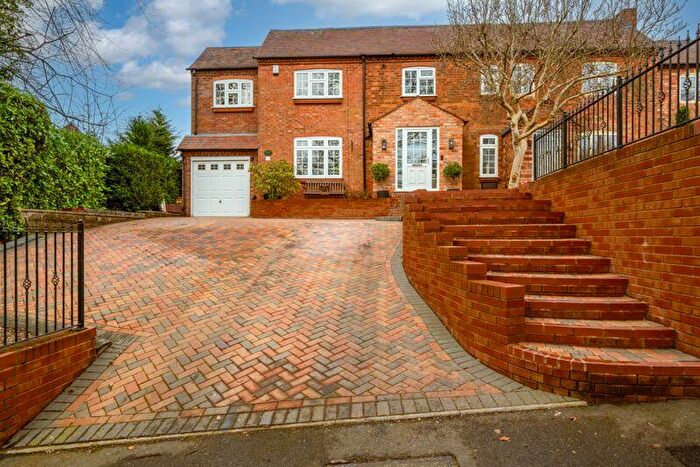 4 Bedroom Semi-Detached House For Sale In Middlefield Lane, Hagley, DY9