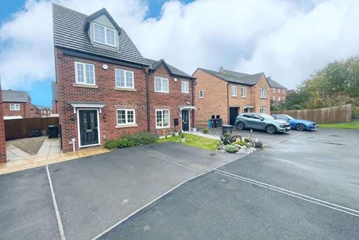 3 Bedroom Semi Detached House For Sale In Winder Avenue, Halfway, Sheffield, S20