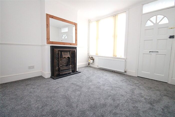 3 Bedroom Terraced House To Rent In Bramford Road, Ipswich, Suffolk, IP1