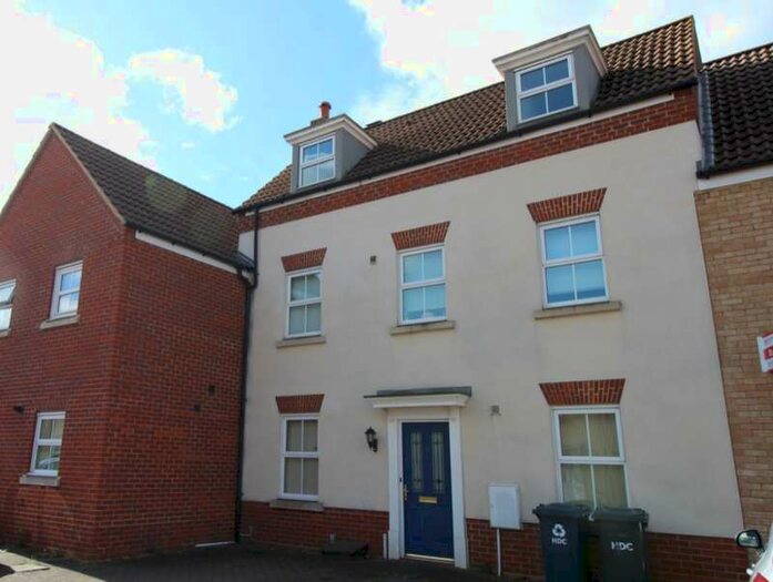 3 Bedroom Property To Rent In Meadow Rise Huntingdon, PE29