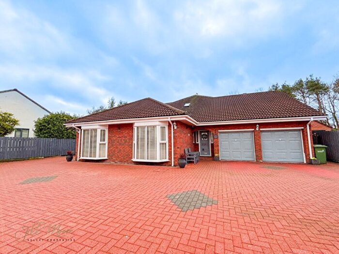 4 Bedroom Bungalow For Sale In Woodlands Reach, Rickleton, Washington, Tyne And Wear, NE38