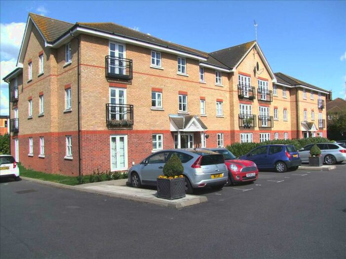 2 Bedroom Apartment To Rent In Leigh On Sea, SS9