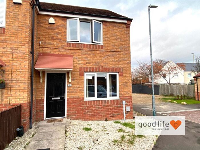 2 Bedroom House For Sale In Oswald Close, Boldon Colliery, NE35