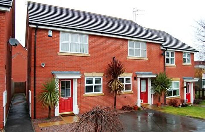 2 Bedroom Detached House To Rent In Denton Drive, West Bridgford, NG2