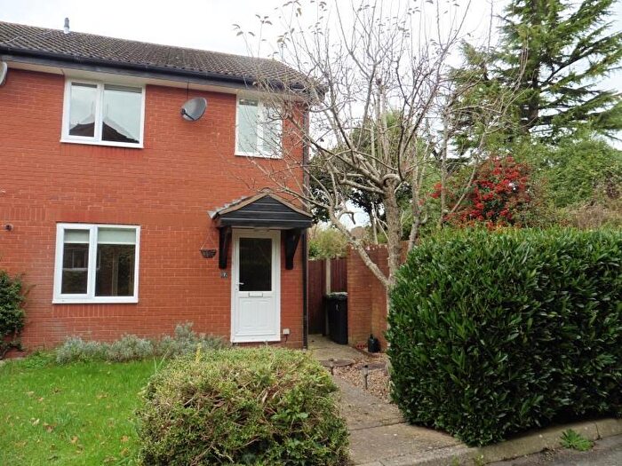 3 Bedroom End Of Terrace House To Rent In Colt Close, Colehill, BH21