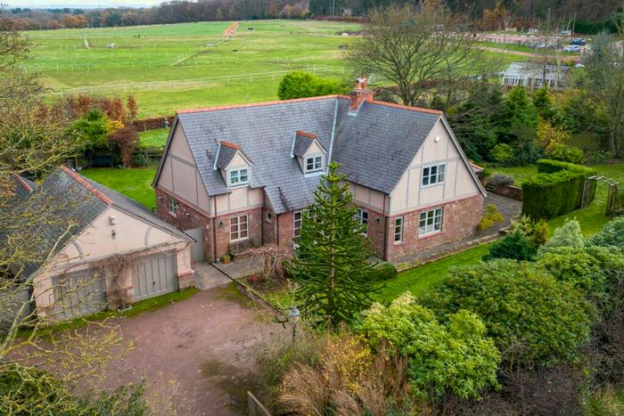 4 Bedroom Detached House For Sale In Dunstan Lane, CH64