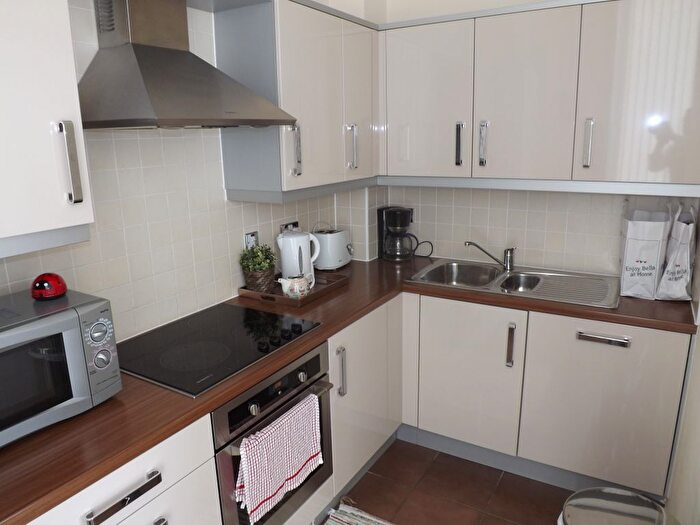 1 Bedroom Flat To Rent In Manhattan House, Milton Keynes, MK9