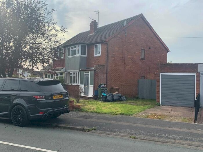 3 Bedroom Property To Rent In Sandringham Avenue, Willenhall, WV12